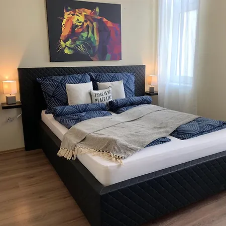 Exclusive - Downtown Apartmán