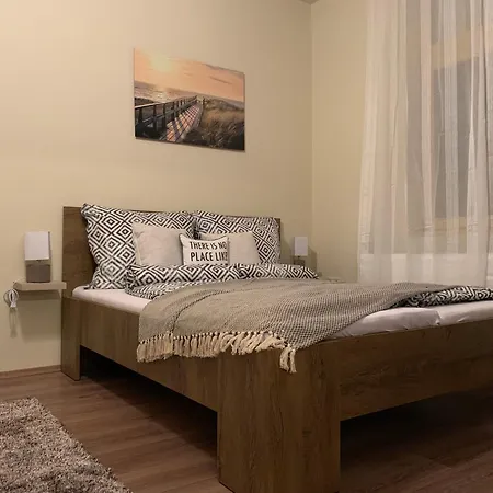 Exclusive - Downtown Apartmán